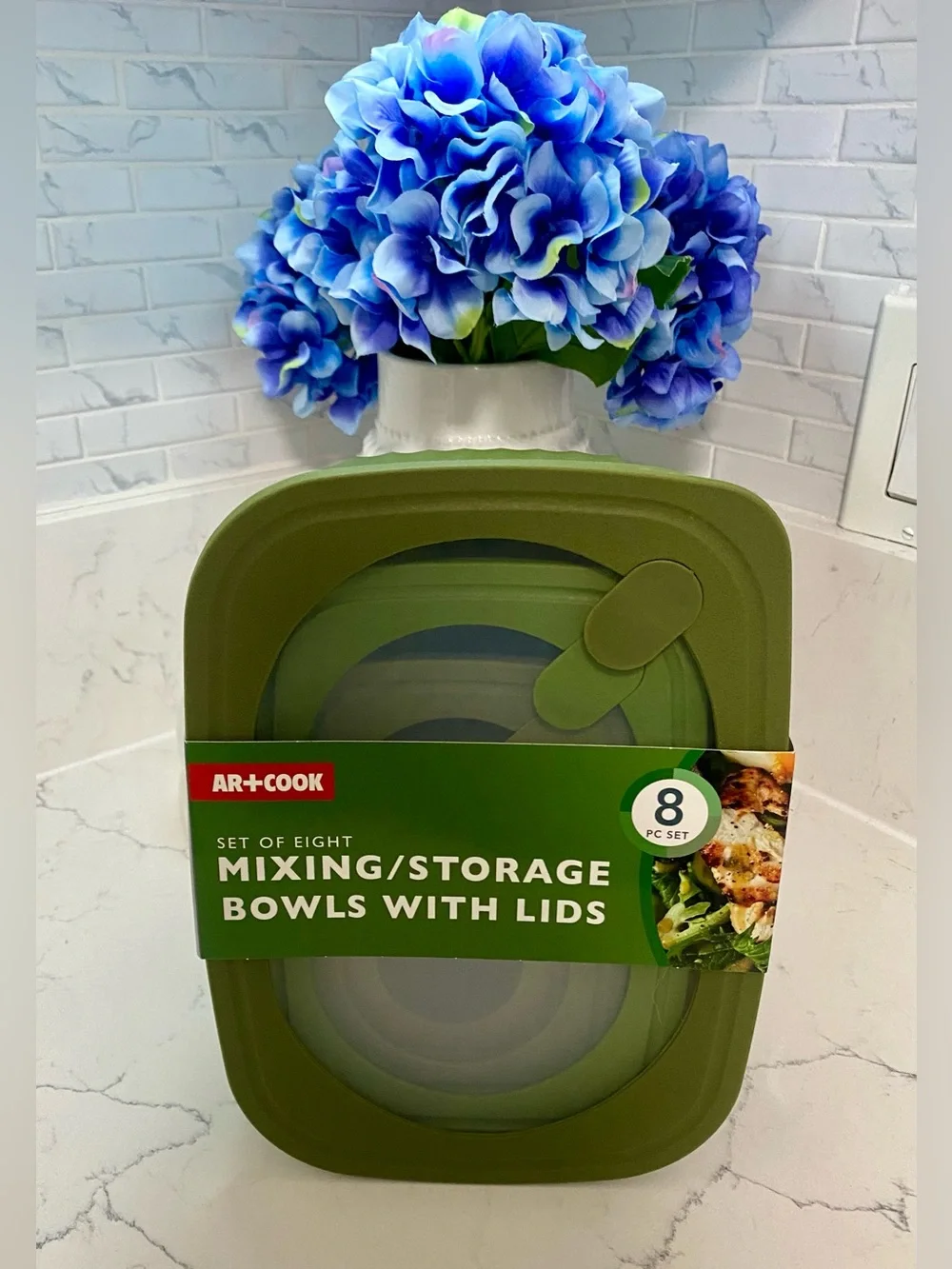 Green Mixing and Storage Bowls with Lids - 8 Pc Set